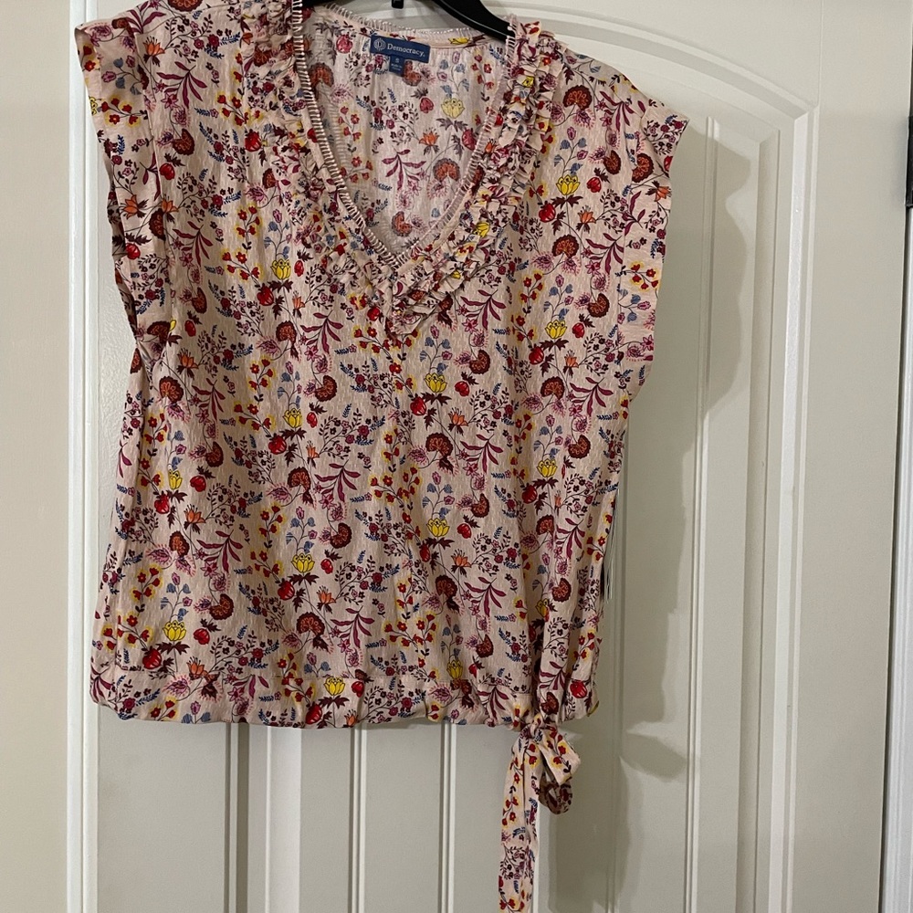 Democracy blouse, 100% rayon, size small